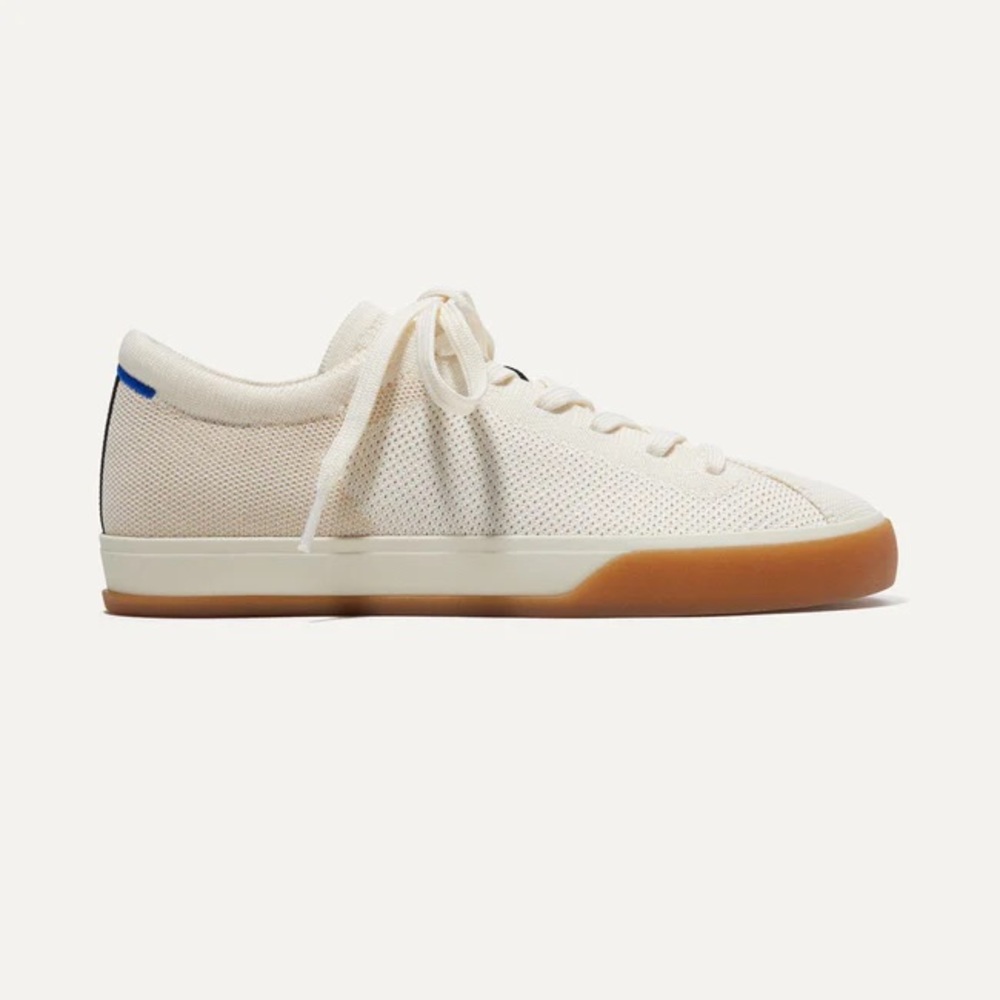 Rothy’s Lace Up Sneaker Blonde almost new Size 9